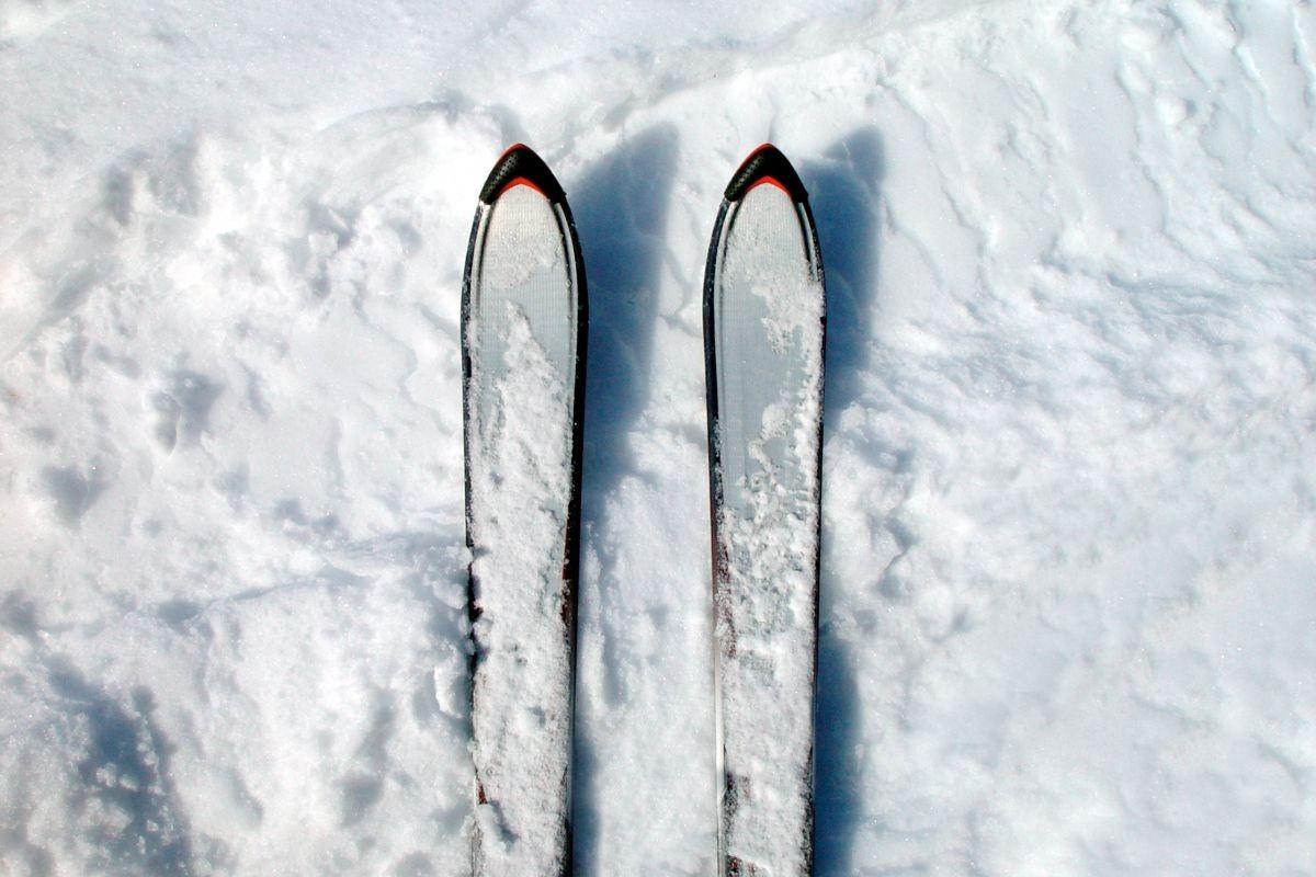 a pair of skis in snow